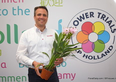 Leo de Vries van KP Holland met een mooie Curcuma Siam Swing.